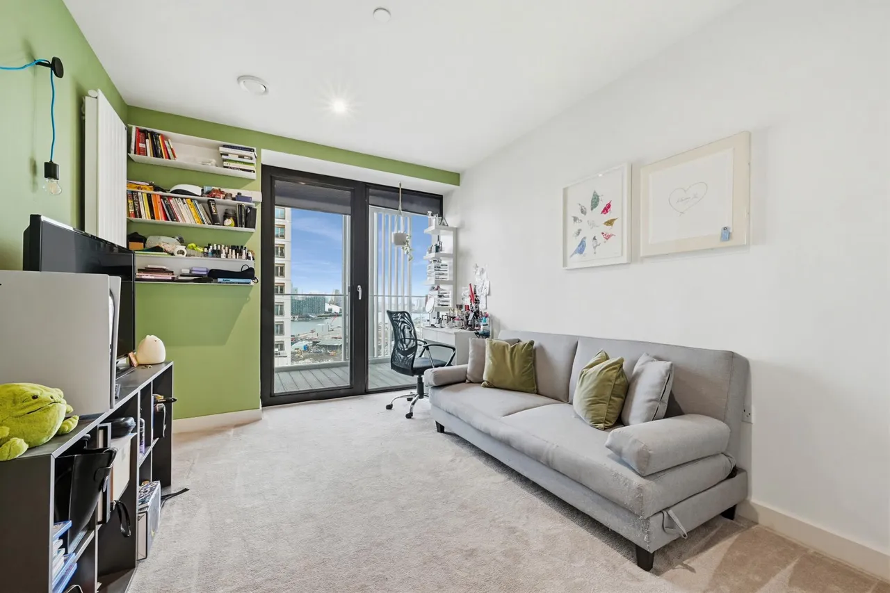Marco Polo Tower, Royal Wharf, E16, photo 11