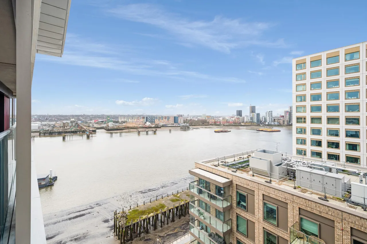 Marco Polo Tower, Royal Wharf, E16, photo 10