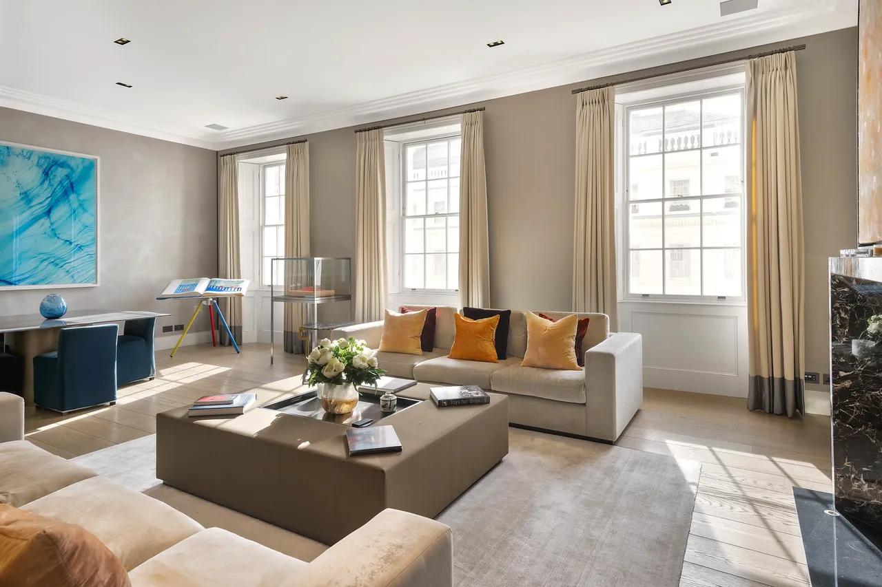 Eaton Place, London, SW1X, photo 2