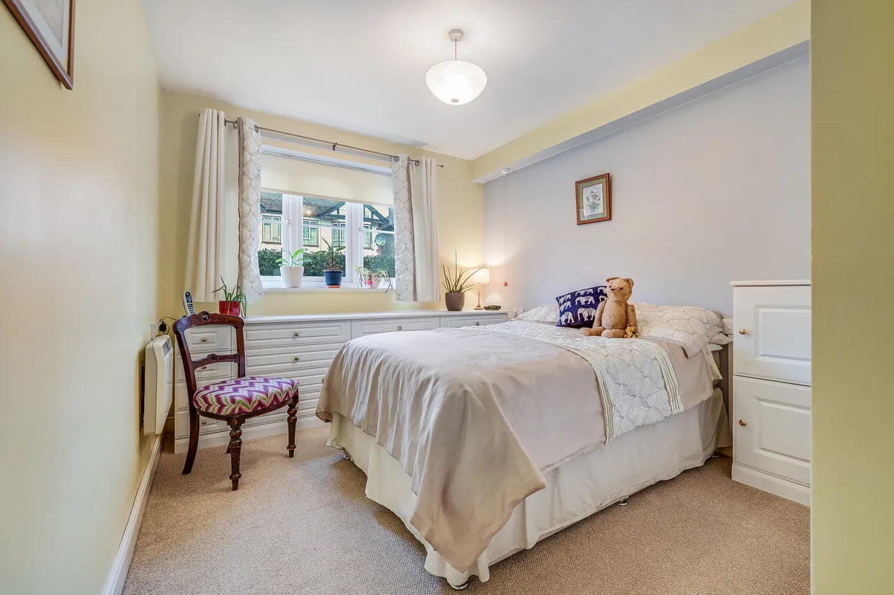 Flat 4 Gibson Court, Romford, Essex, RM1 1AJ, photo 8