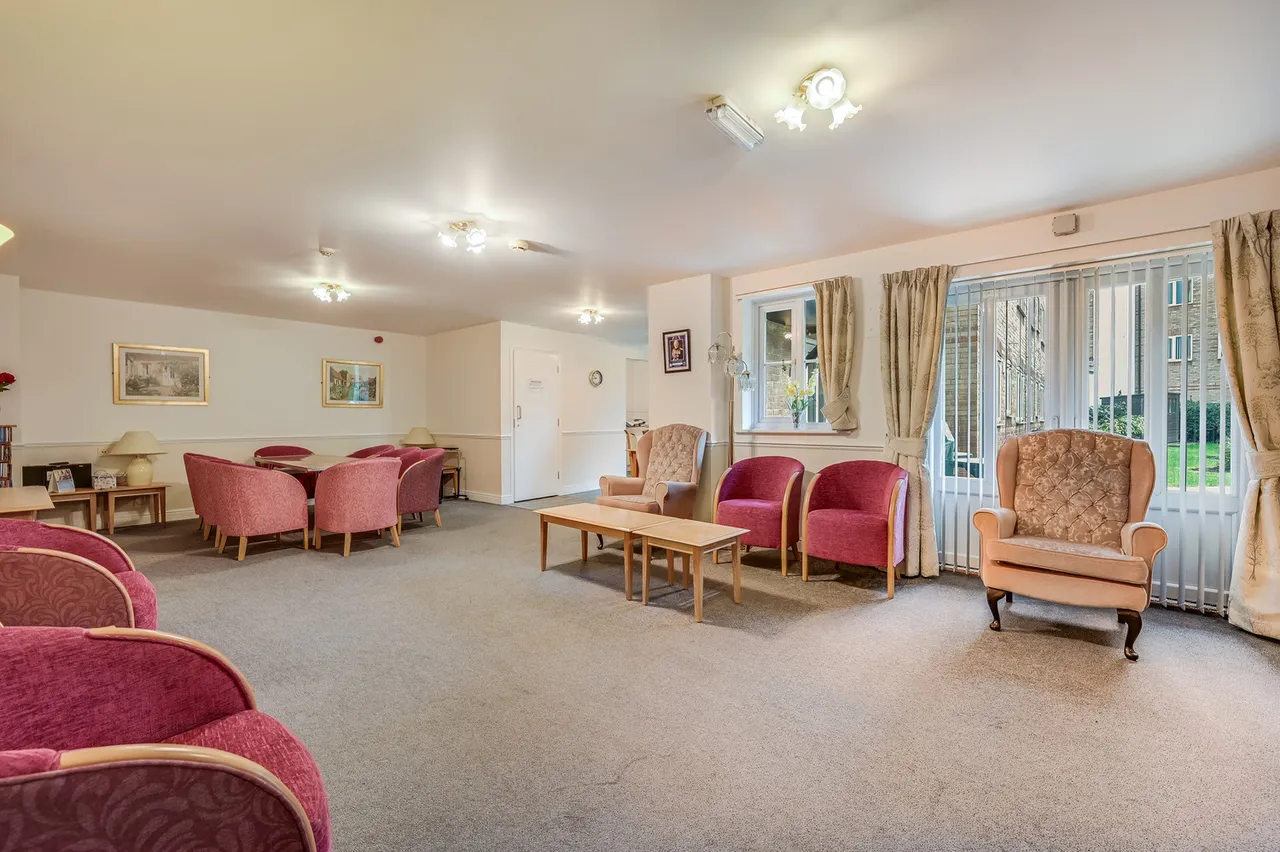 Flat 4 Gibson Court, Romford, Essex, RM1 1AJ, photo 14