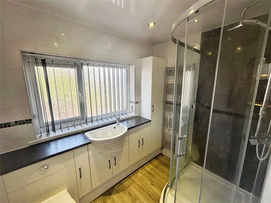 Simmins Crescent, Leicester, Leicestershire, LE2, photo 7