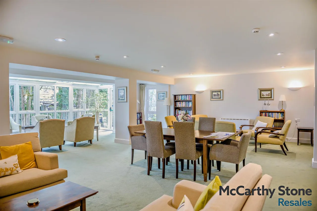 Oaklands Drive, Okehampton, EX20, photo 12