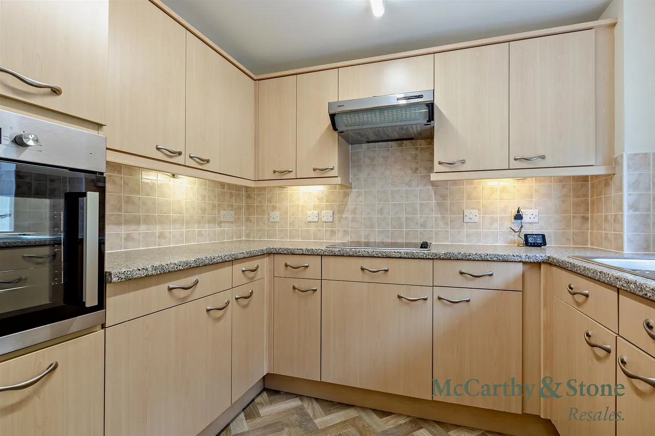 Oaklands Drive, Okehampton, EX20, photo 7