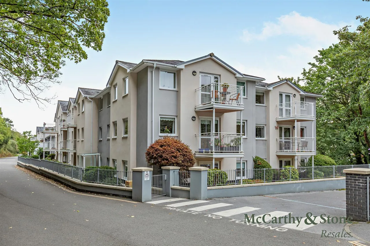 Oaklands Drive, Okehampton, EX20, photo 19