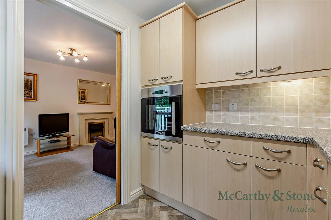 Oaklands Drive, Okehampton, EX20, photo 6