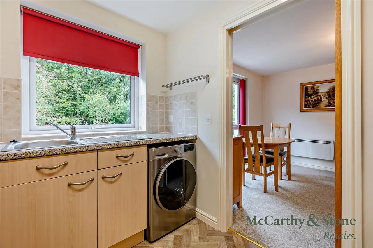 Oaklands Drive, Okehampton, EX20, photo 5