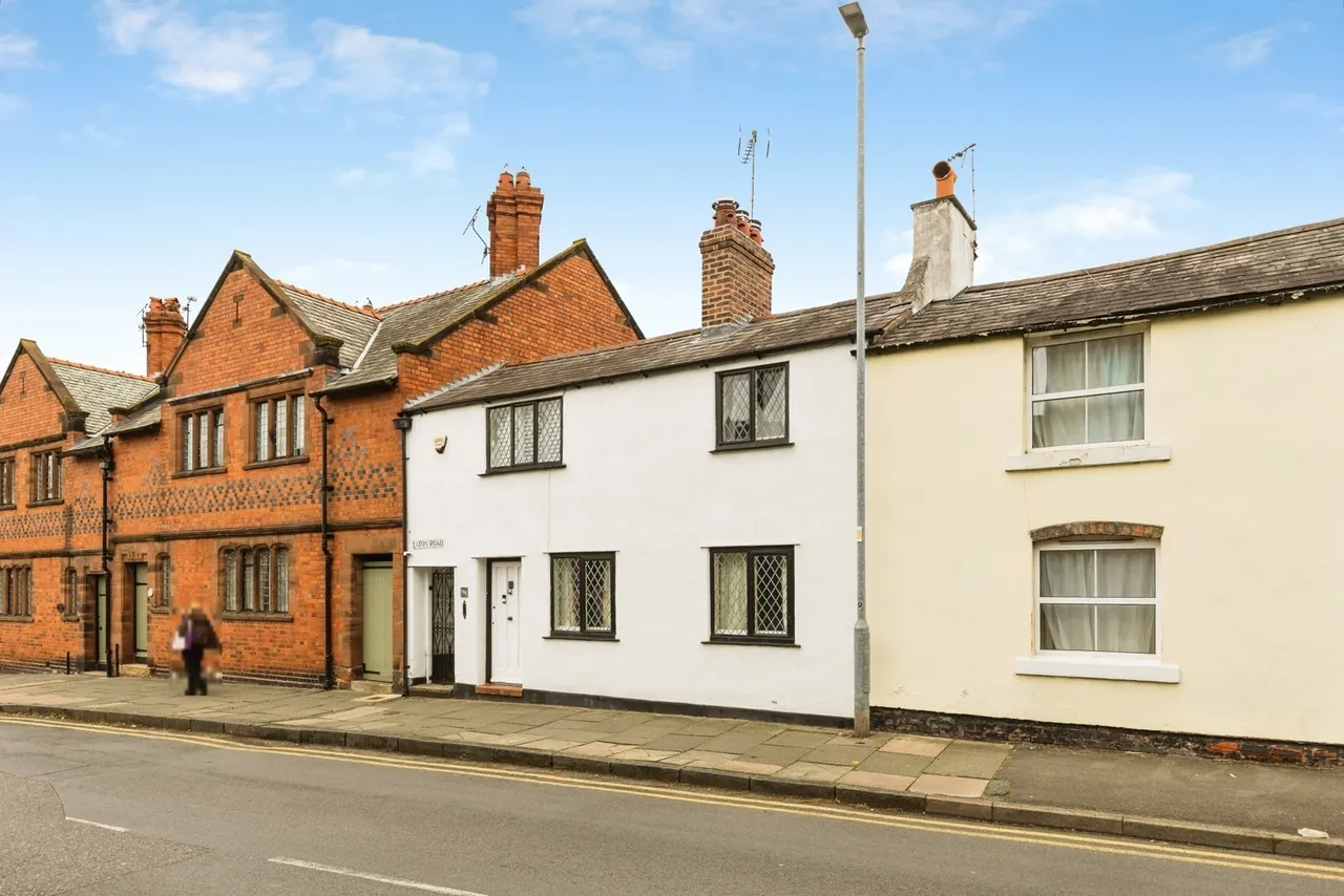 4 bed house for sale, Eaton Road, Chester, CH4
