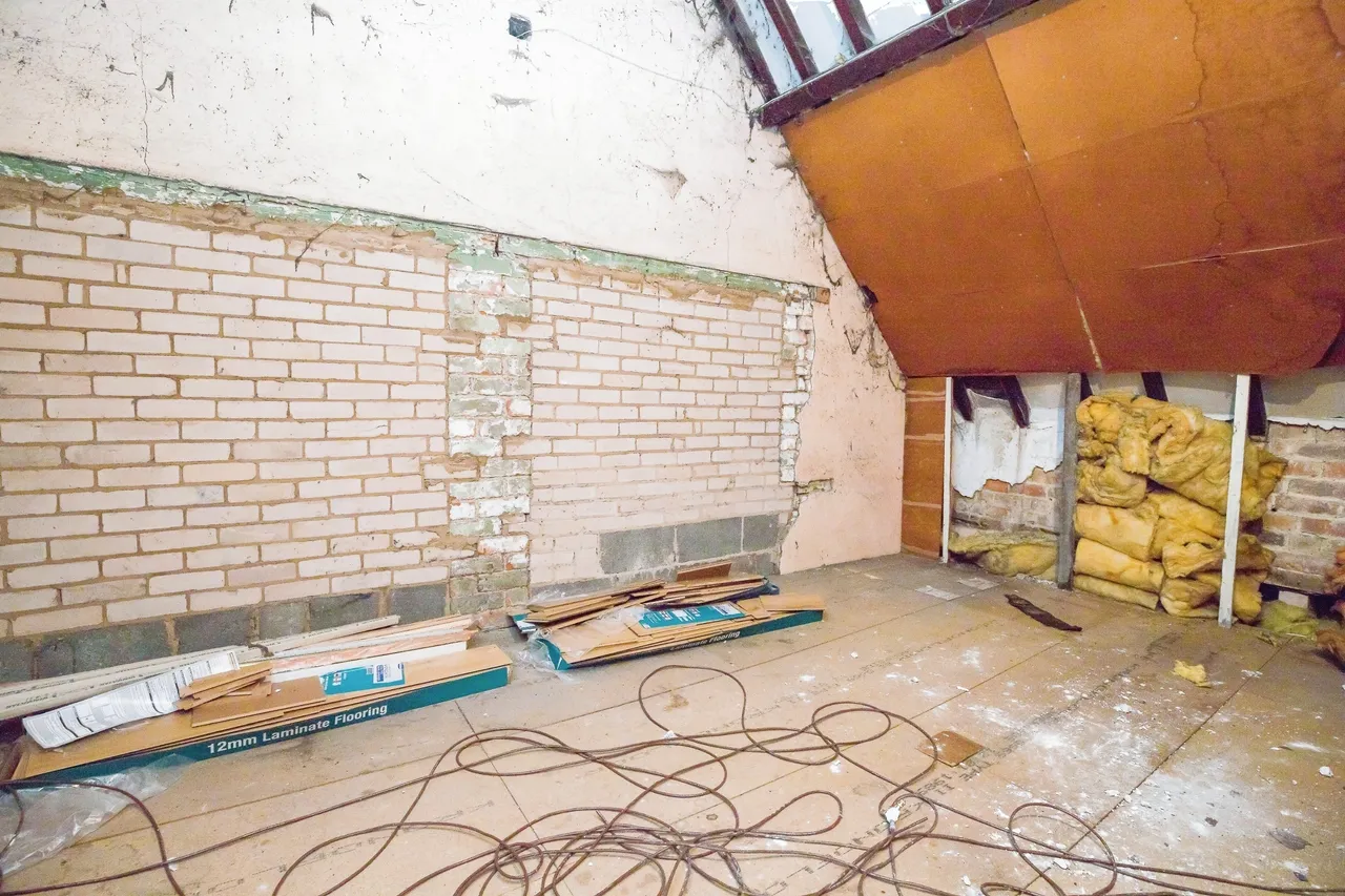 Church Street, Penycae, LL14, photo 24