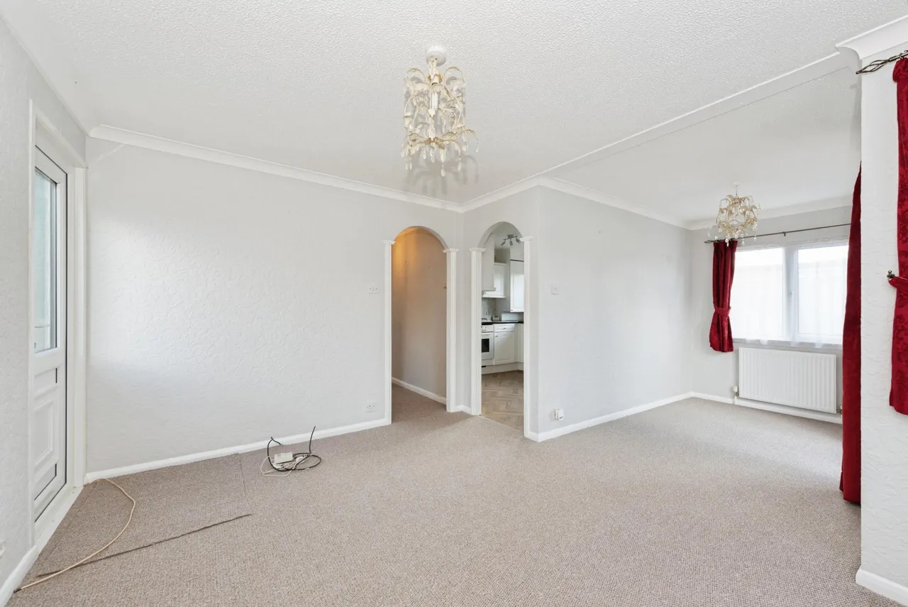 Mead Lane, Chertsey, KT16, photo 7