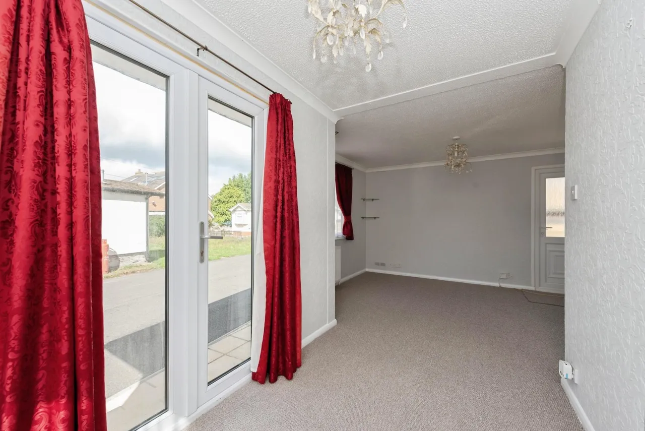 Mead Lane, Chertsey, KT16, photo 15