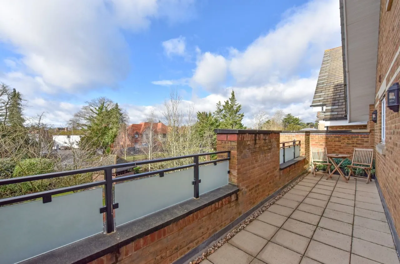 Ethorpe House, Packhorse Road, Gerrards Cross, Buckinghamshire, SL9 8HS, photo 4