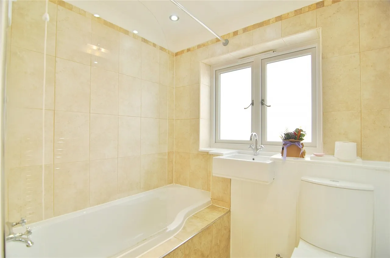 Abnash, Chalford Hill, GL6, photo 17