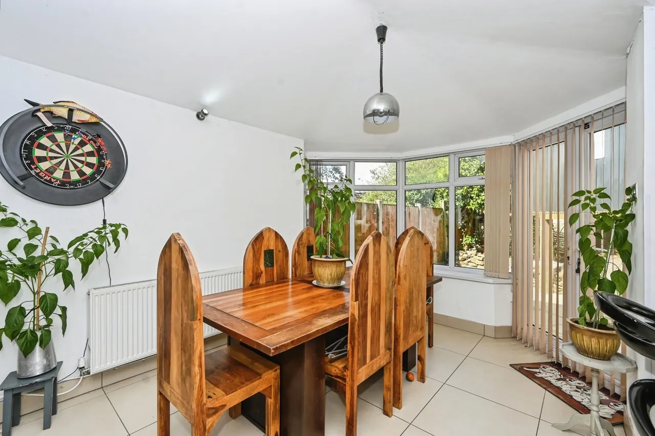 Hillbrae Avenue, St. Helens, WA11, photo 15