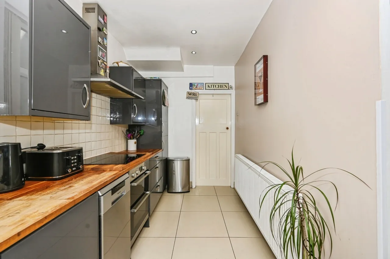 Hillbrae Avenue, St. Helens, WA11, photo 18