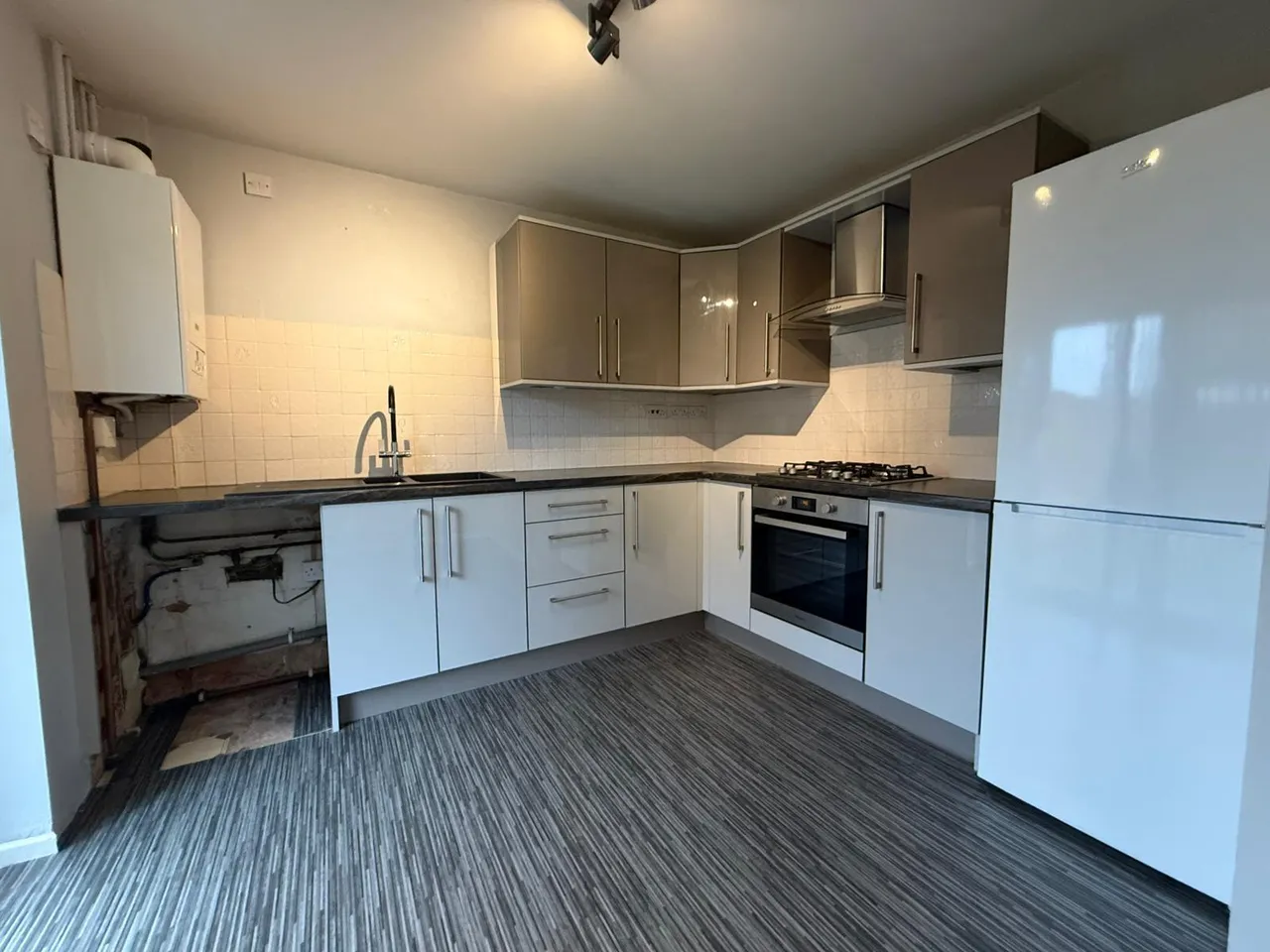 2 bed house to rent, Hicks Close, Warwick, CV34