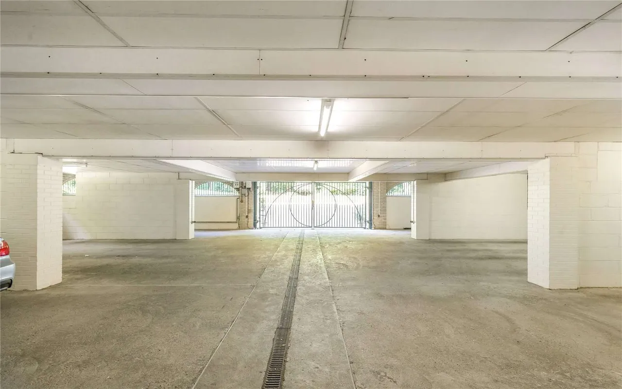 Osborne Court, Norwich, NR2, photo 15