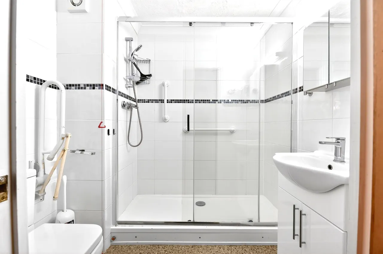Ewell Road, Surbiton, KT6, photo 8