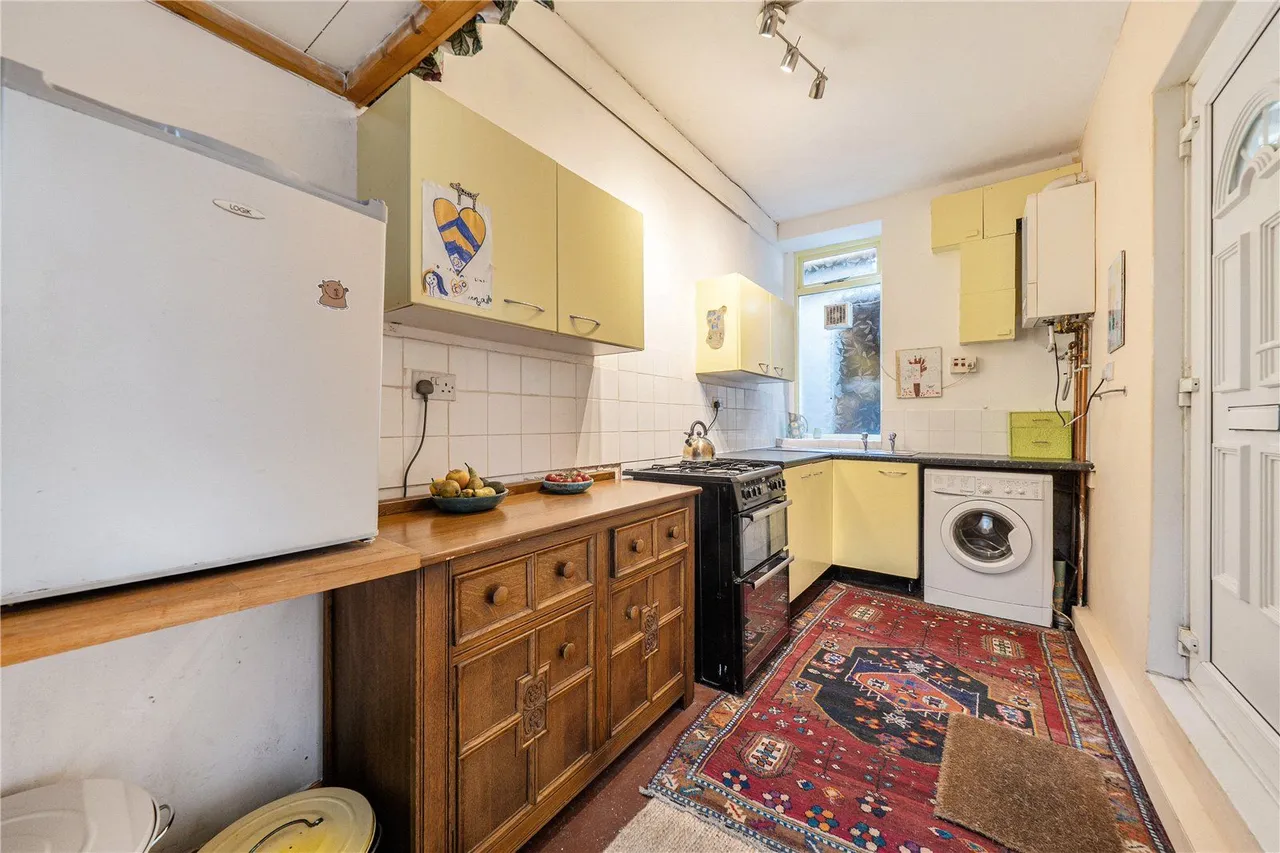 Manchester Road, Linthwaite, HD7, photo 5
