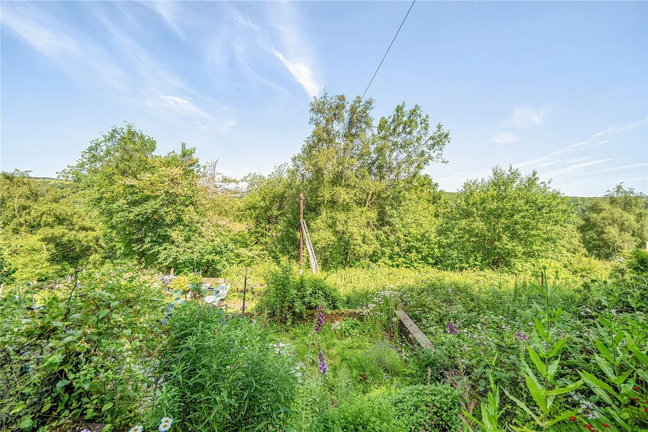 Manchester Road, Linthwaite, HD7, photo 13