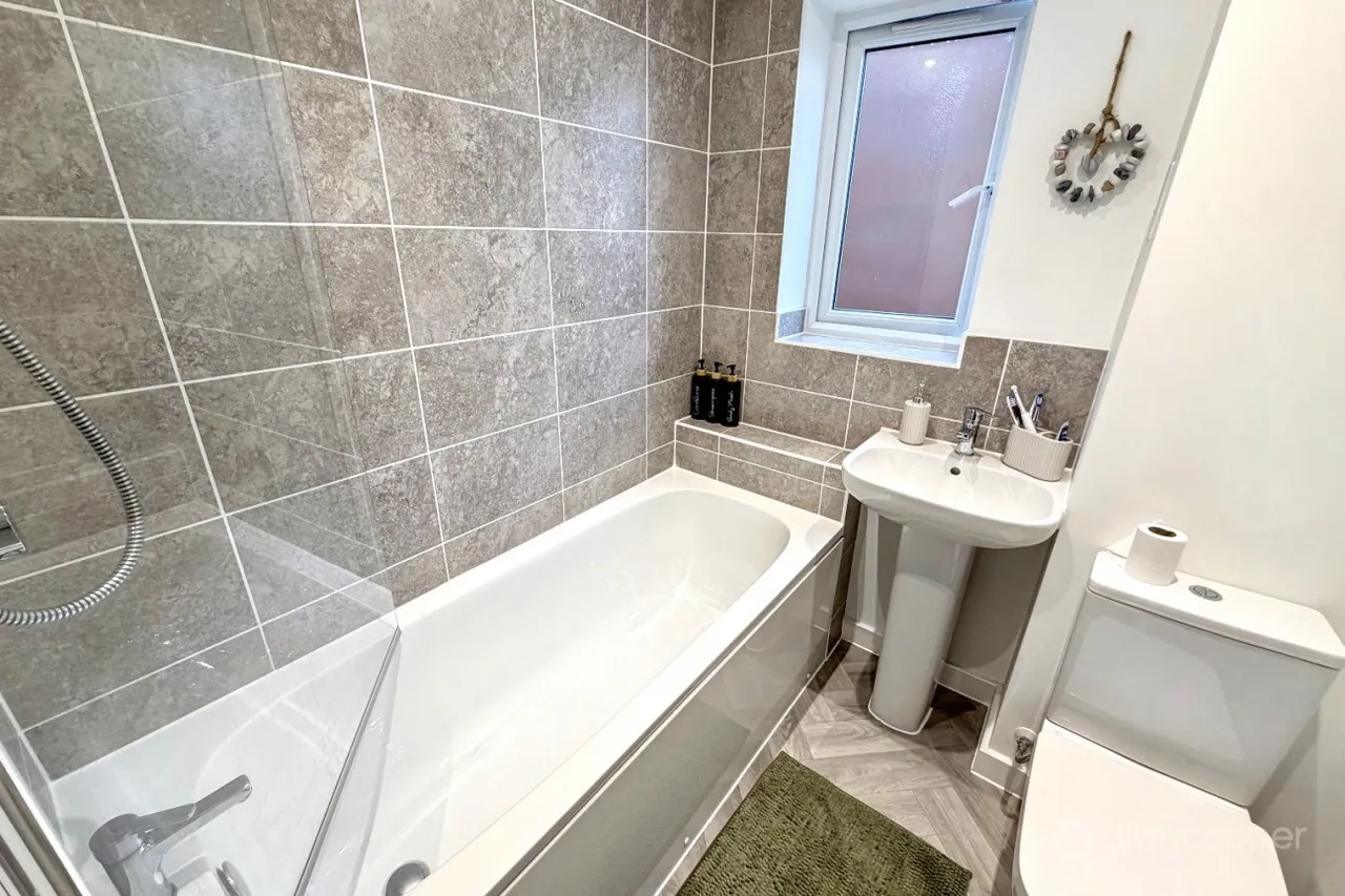 Caesar Drive, Nuneaton, CV11, photo 13
