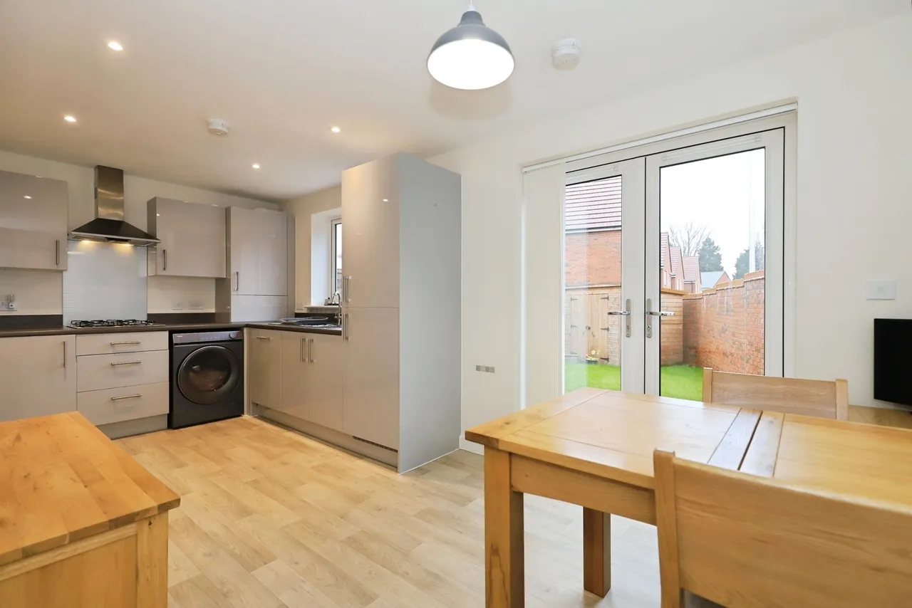 Rackfields Drive, Kidderminster, DY10, photo 9