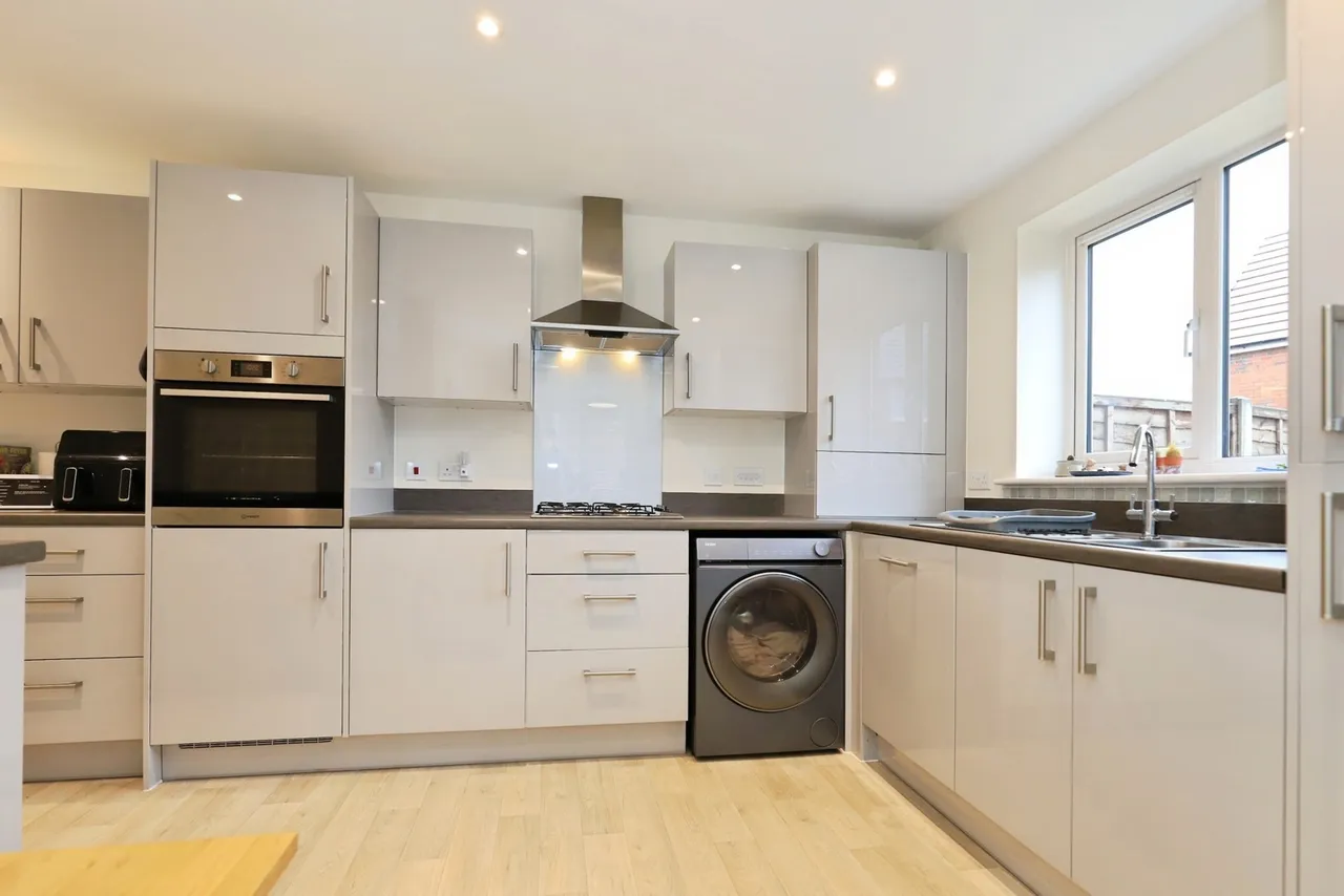 Rackfields Drive, Kidderminster, DY10, photo 4