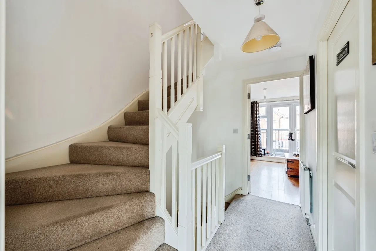 Ocotal Way, Swindon, Wiltshire, SN1, photo 8
