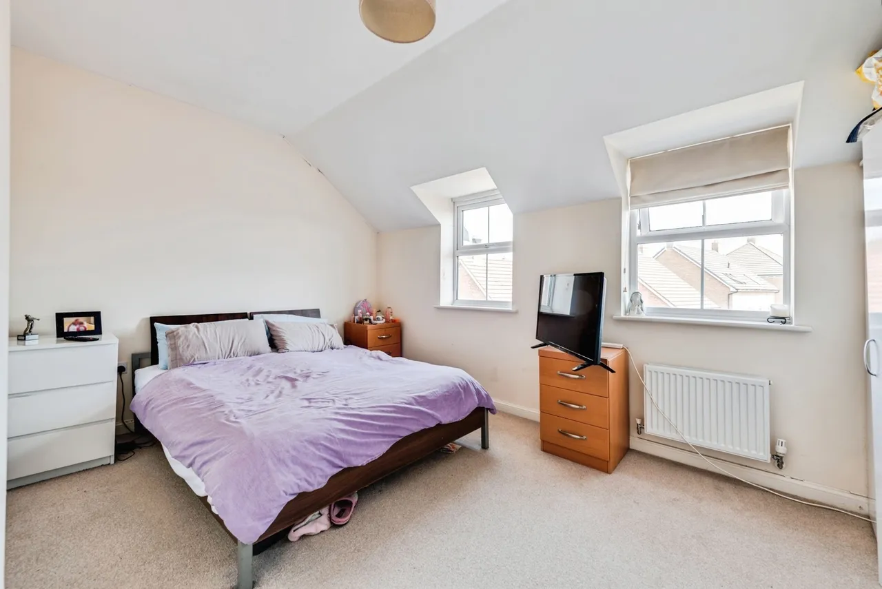 Ocotal Way, Swindon, Wiltshire, SN1, photo 12