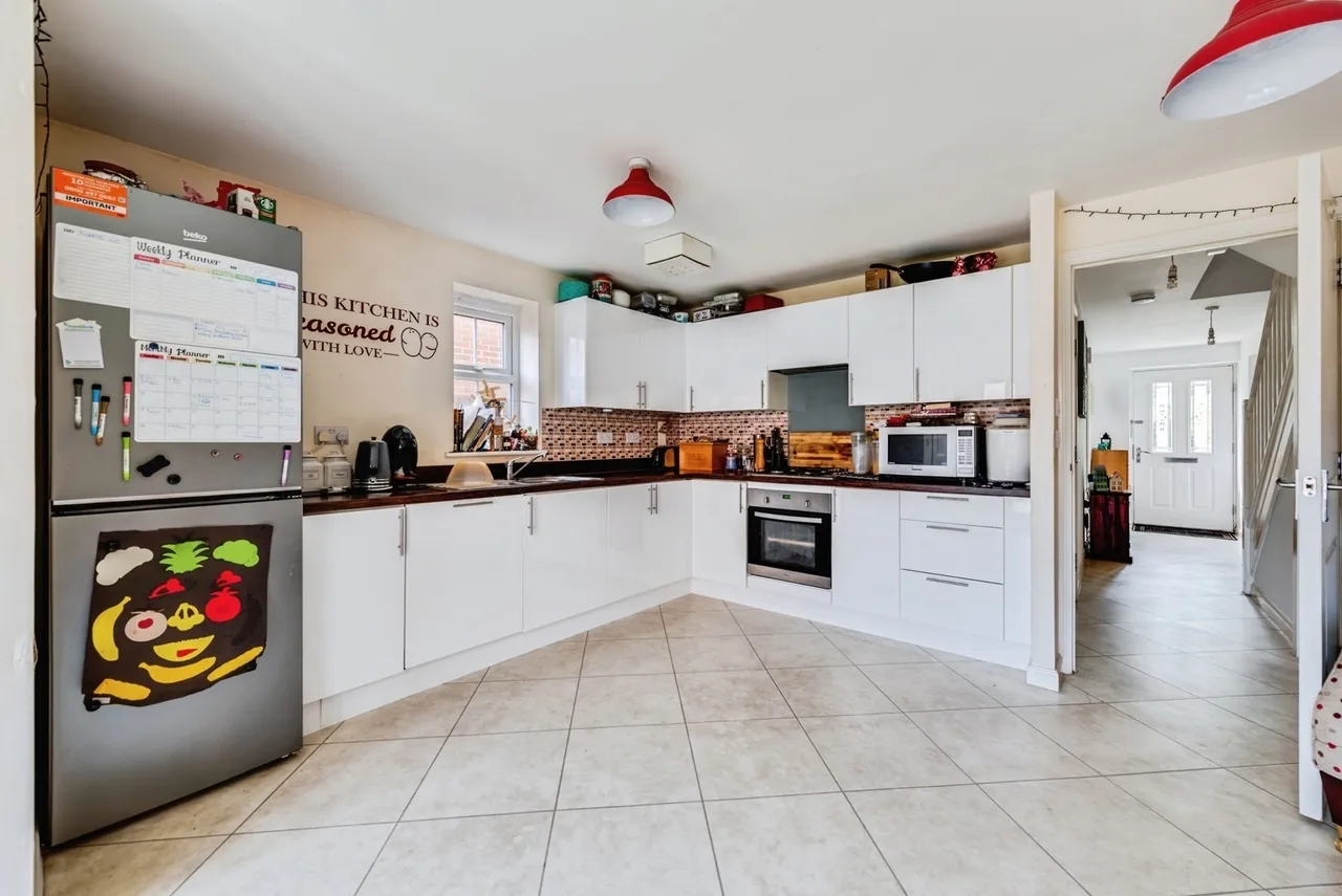 Ocotal Way, Swindon, Wiltshire, SN1, photo 4