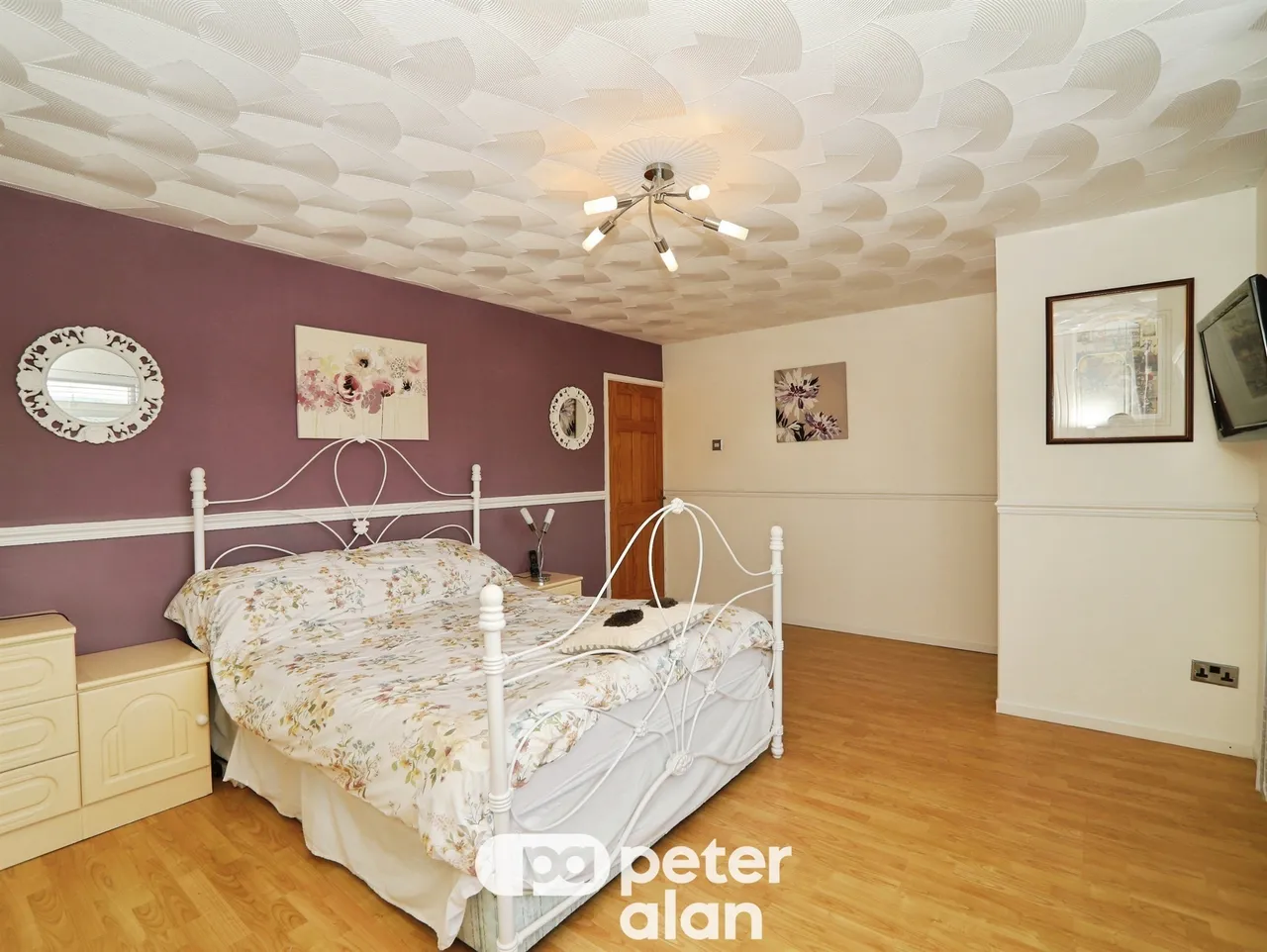 The Hollies Treharris, CF46, photo 10