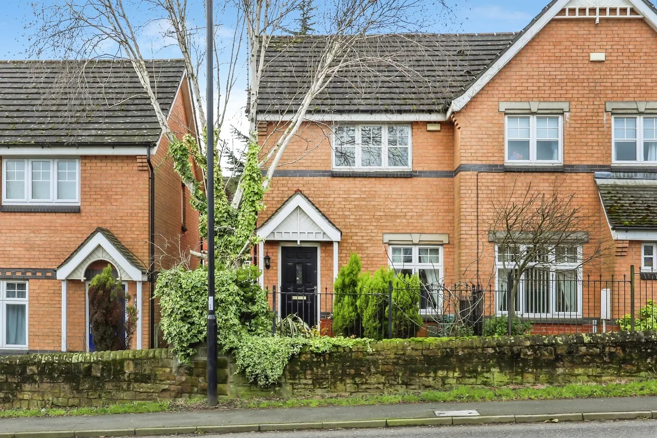 2 bed house for sale — Rose Hill Close, Mosborough, Sheffield