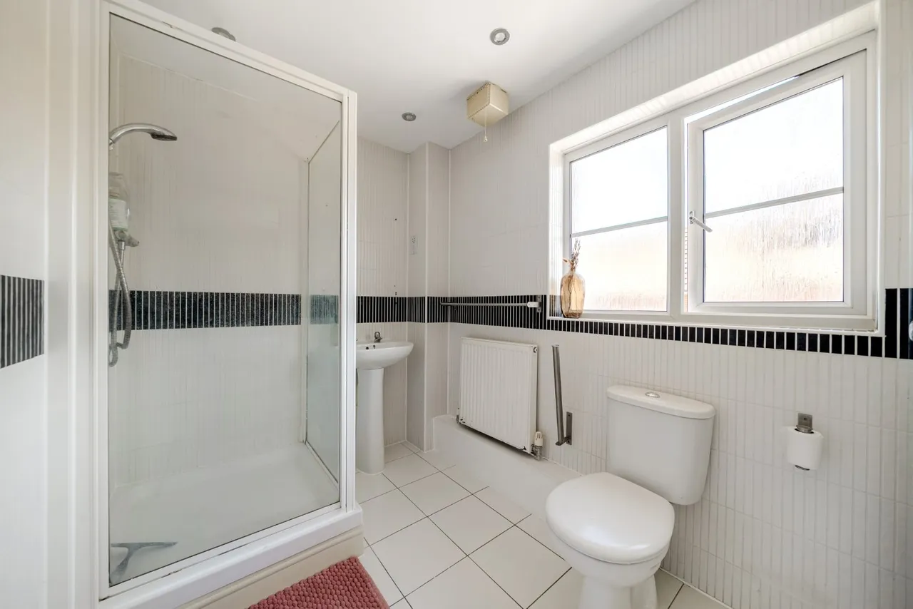 Olliver Acre, Wick, BN17, photo 8