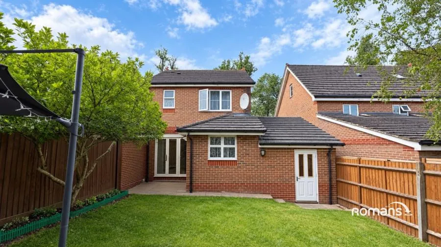 Wood End, Chineham, RG24, photo 16