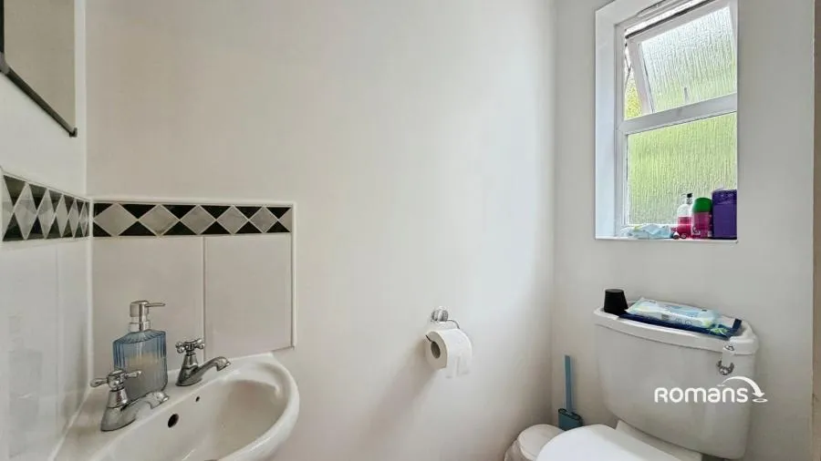 Wood End, Chineham, RG24, photo 8