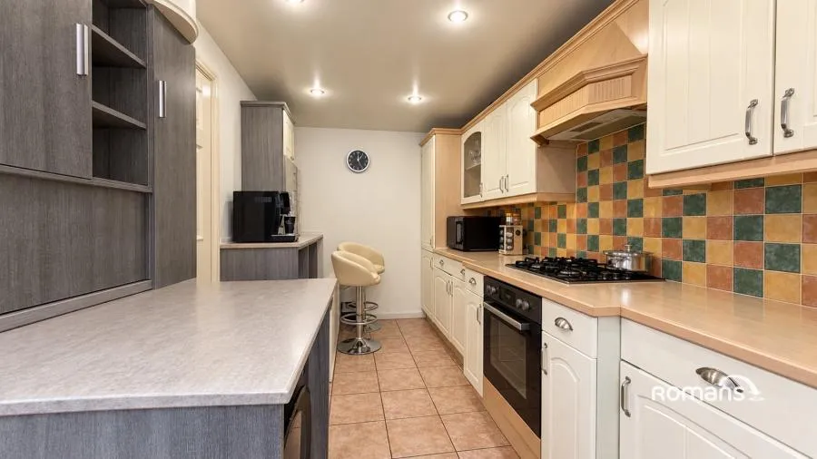 Wood End, Chineham, RG24, photo 5