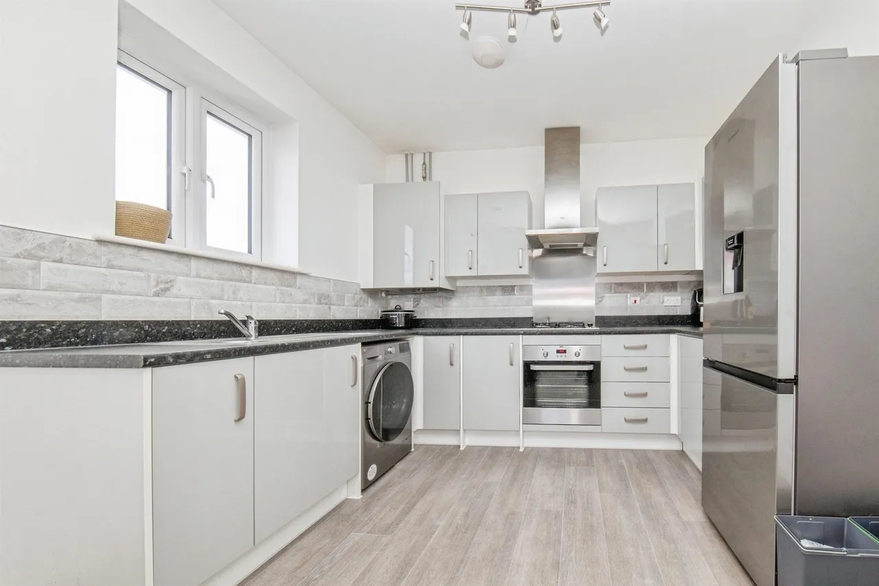Pippin Way, Alresford, Colchester, photo 2
