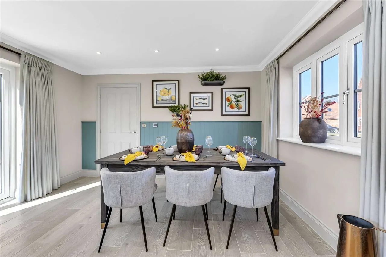Loddon Rise, Beccles Road, Loddon, Norwich, NR14 6JD, photo 5
