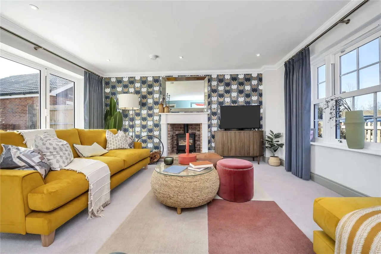 Loddon Rise, Beccles Road, Loddon, Norwich, NR14 6JD, photo 6