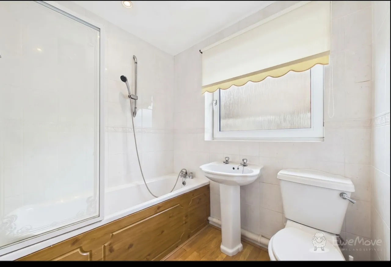 Fernfield, Hawkinge, CT18, photo 10