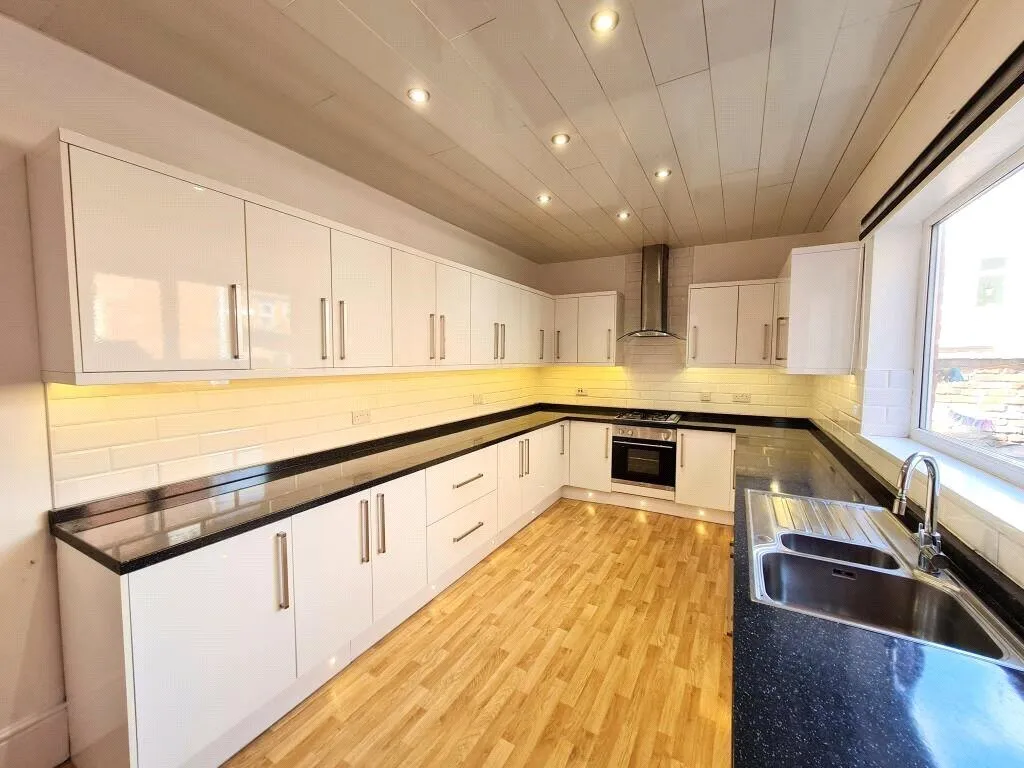 Clifton Road, Darlington, Durham, DL1, photo 2