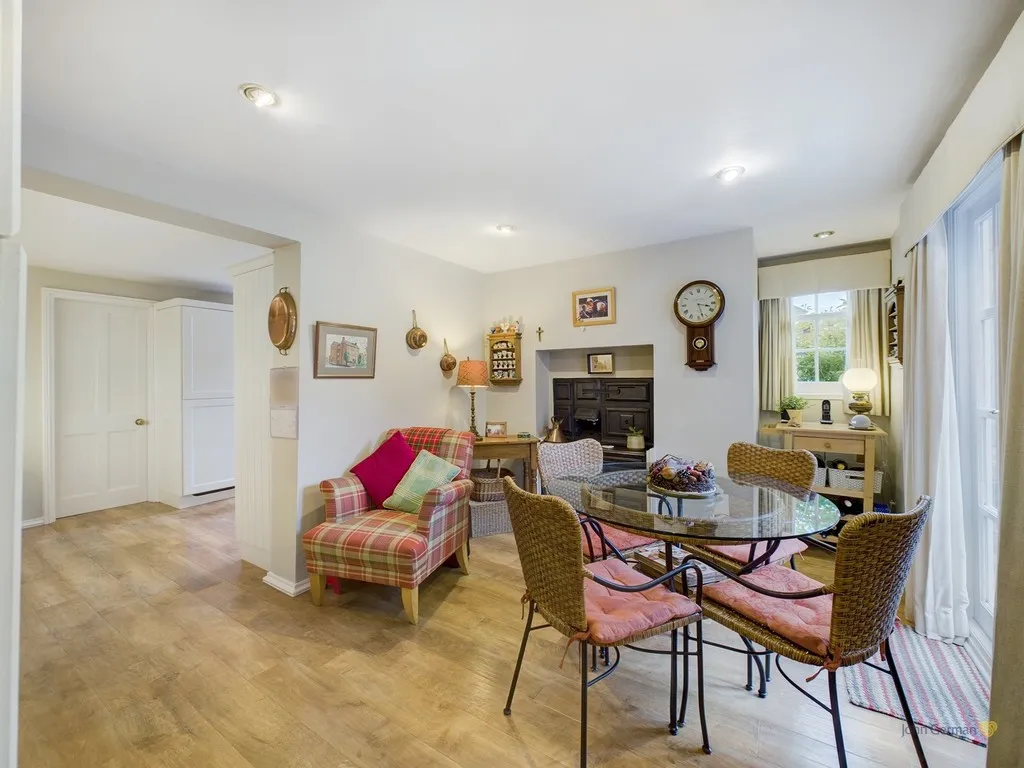 Main Road, Great Haywood, photo 6