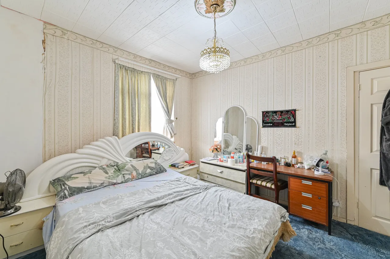 50 Llanover Road, London, photo 8