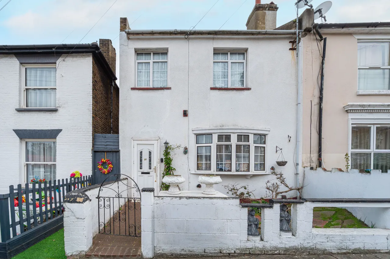 50 Llanover Road, London, photo 10