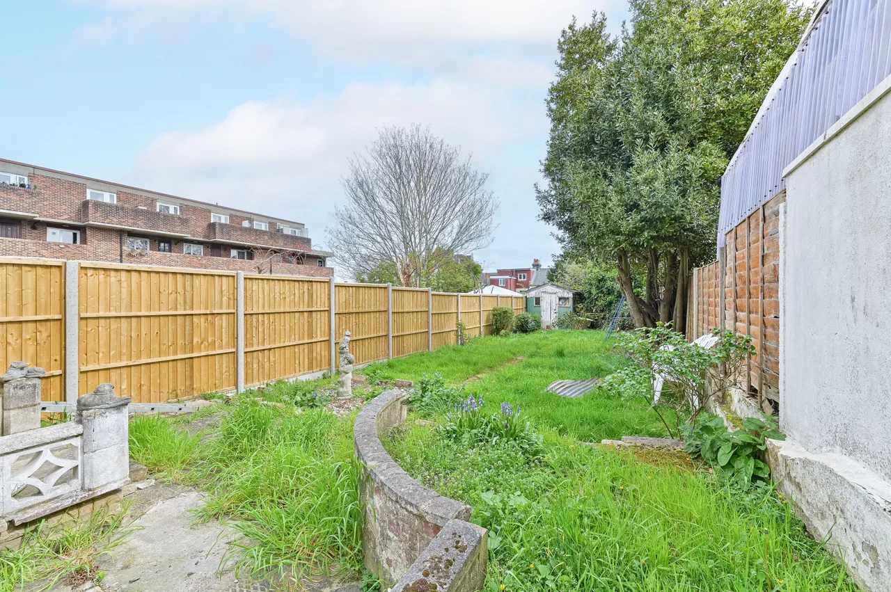 50 Llanover Road, London, photo 7
