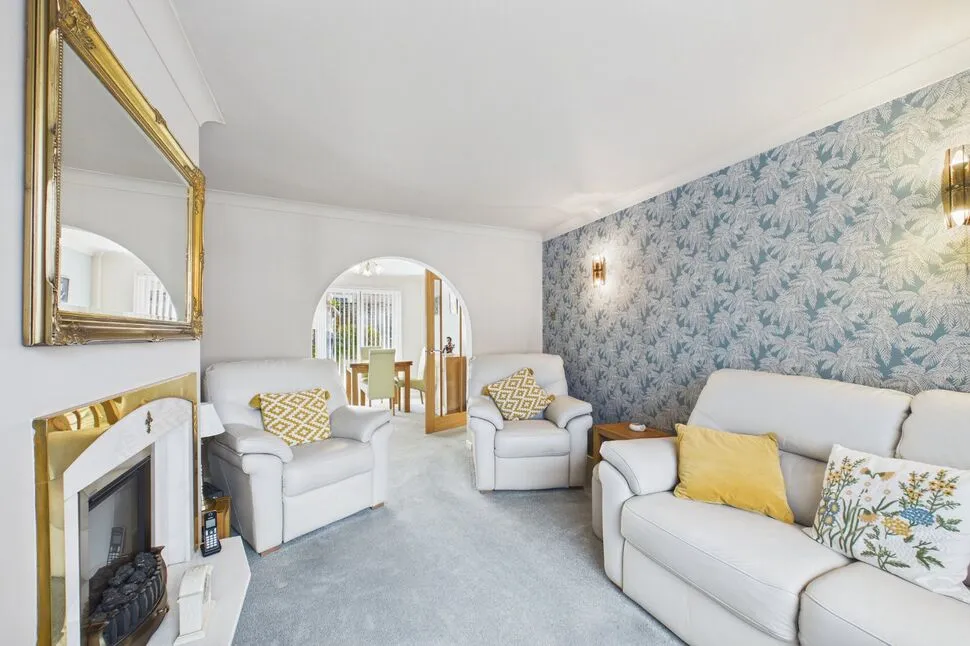Arthursdale Drive, Scholes, LS15, photo 10