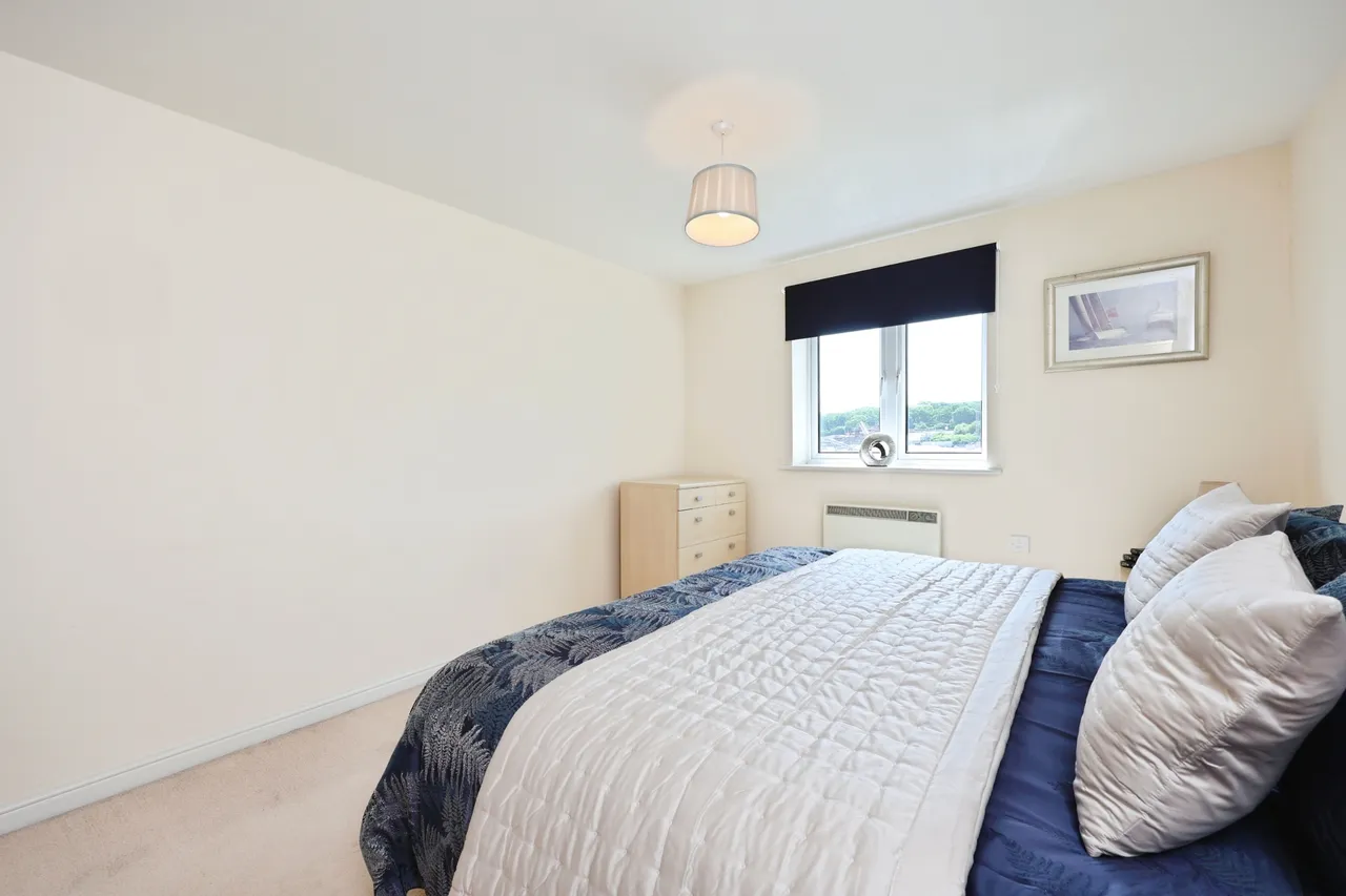 Medina View, East Cowes, photo 11