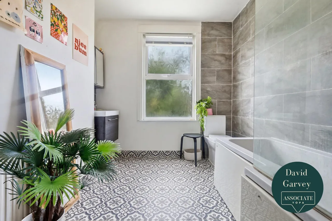 Clonmell Road, London, N17, photo 9