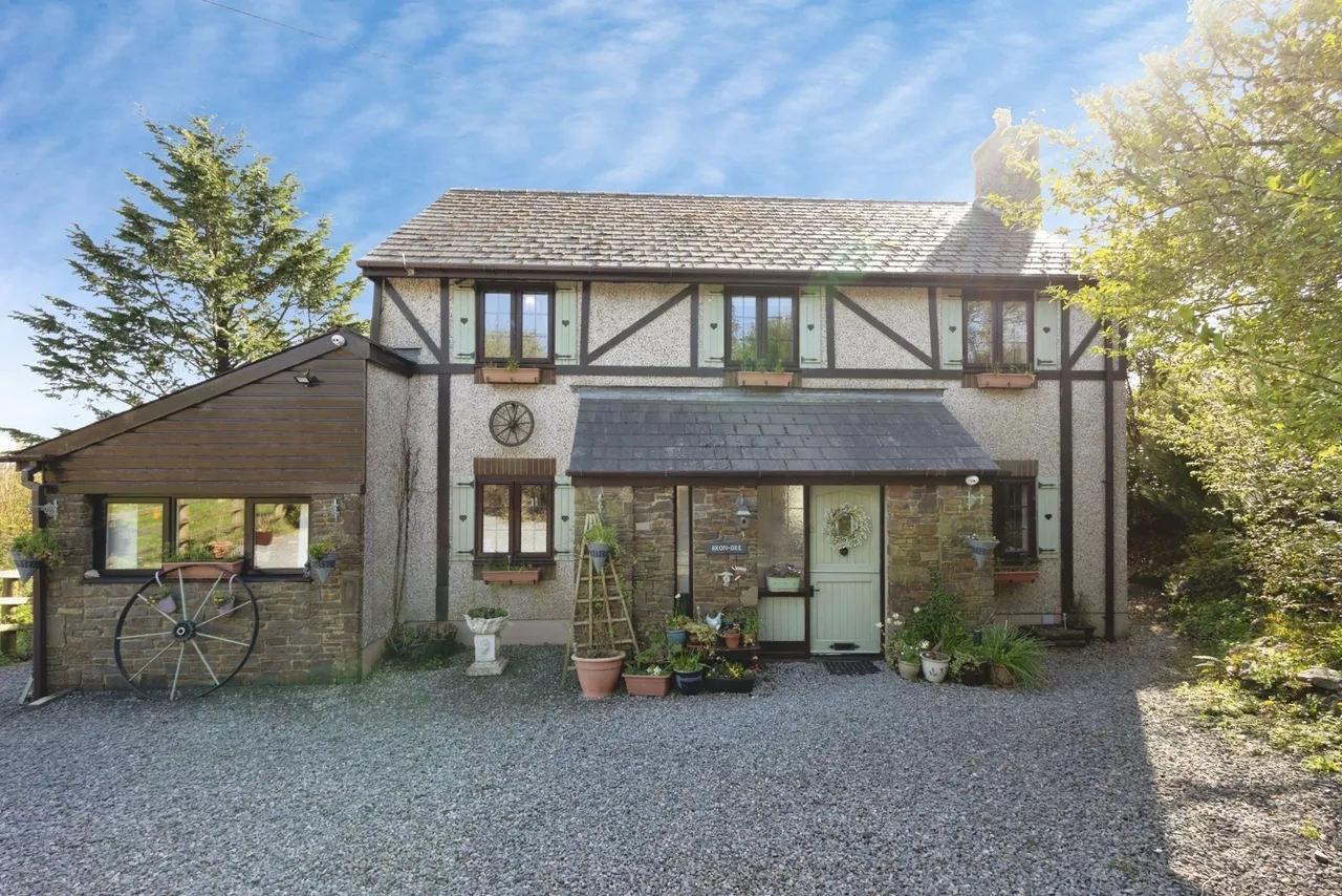 4 bed house for sale, Four Roads, Kidwelly, SA17