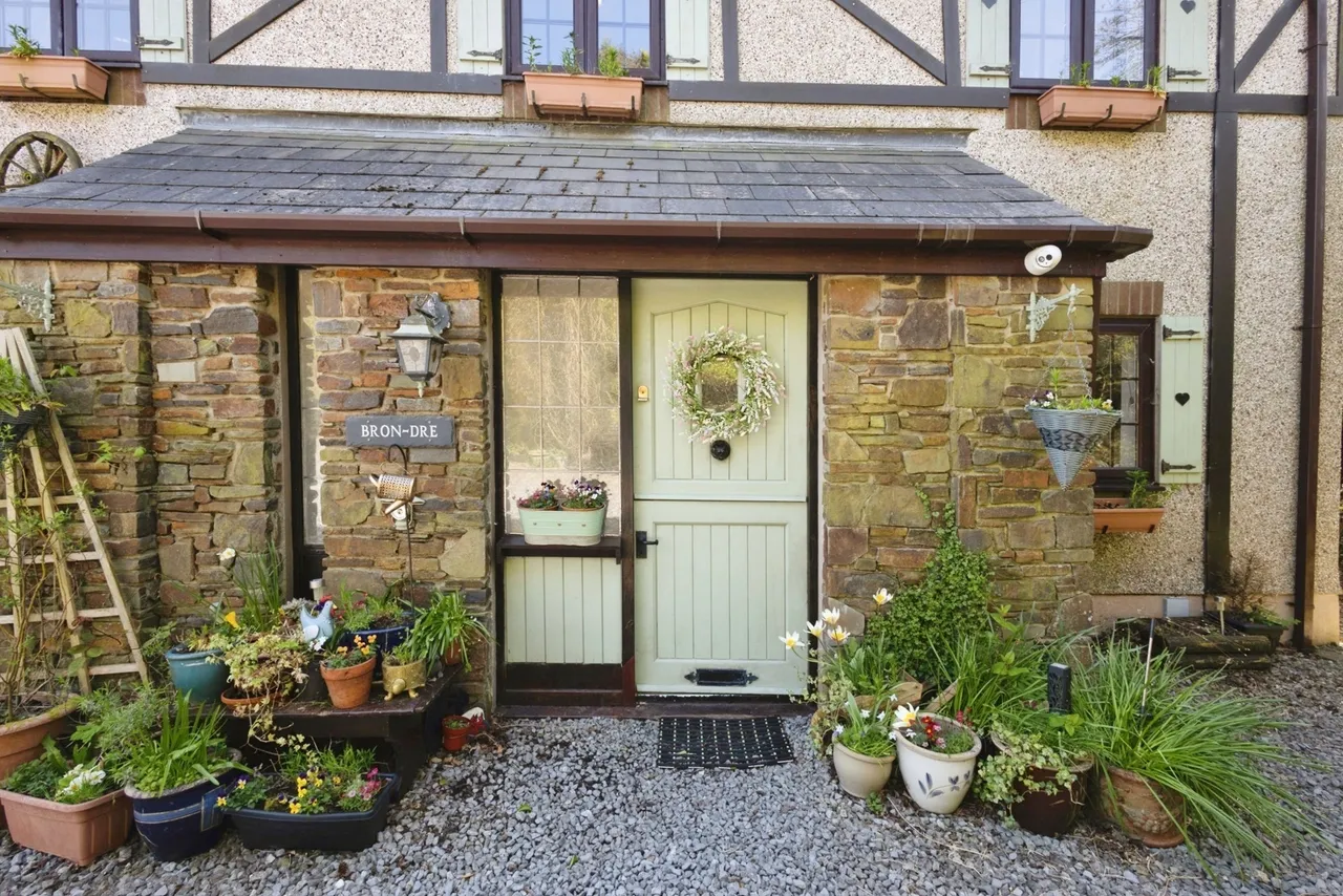Four Roads, Kidwelly, SA17, photo 22